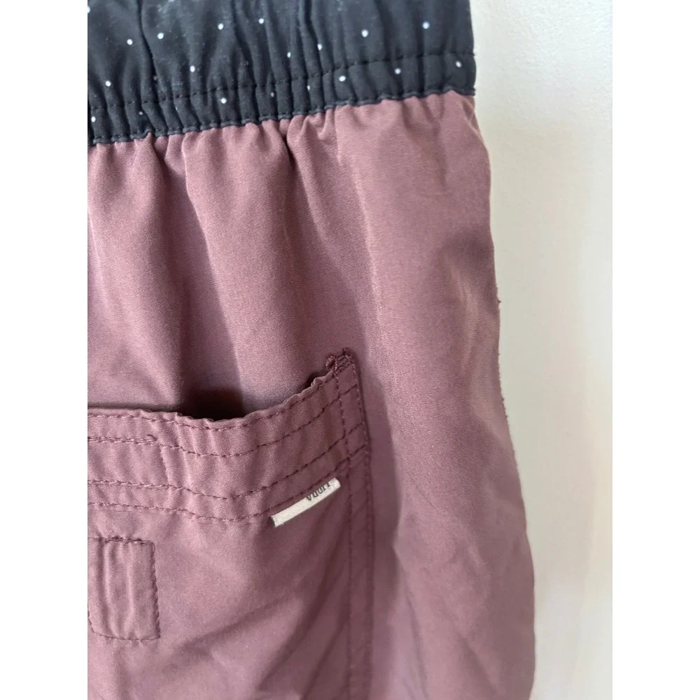Vuori Kore Shorts Mens Small Mahogany Mauve Athletic